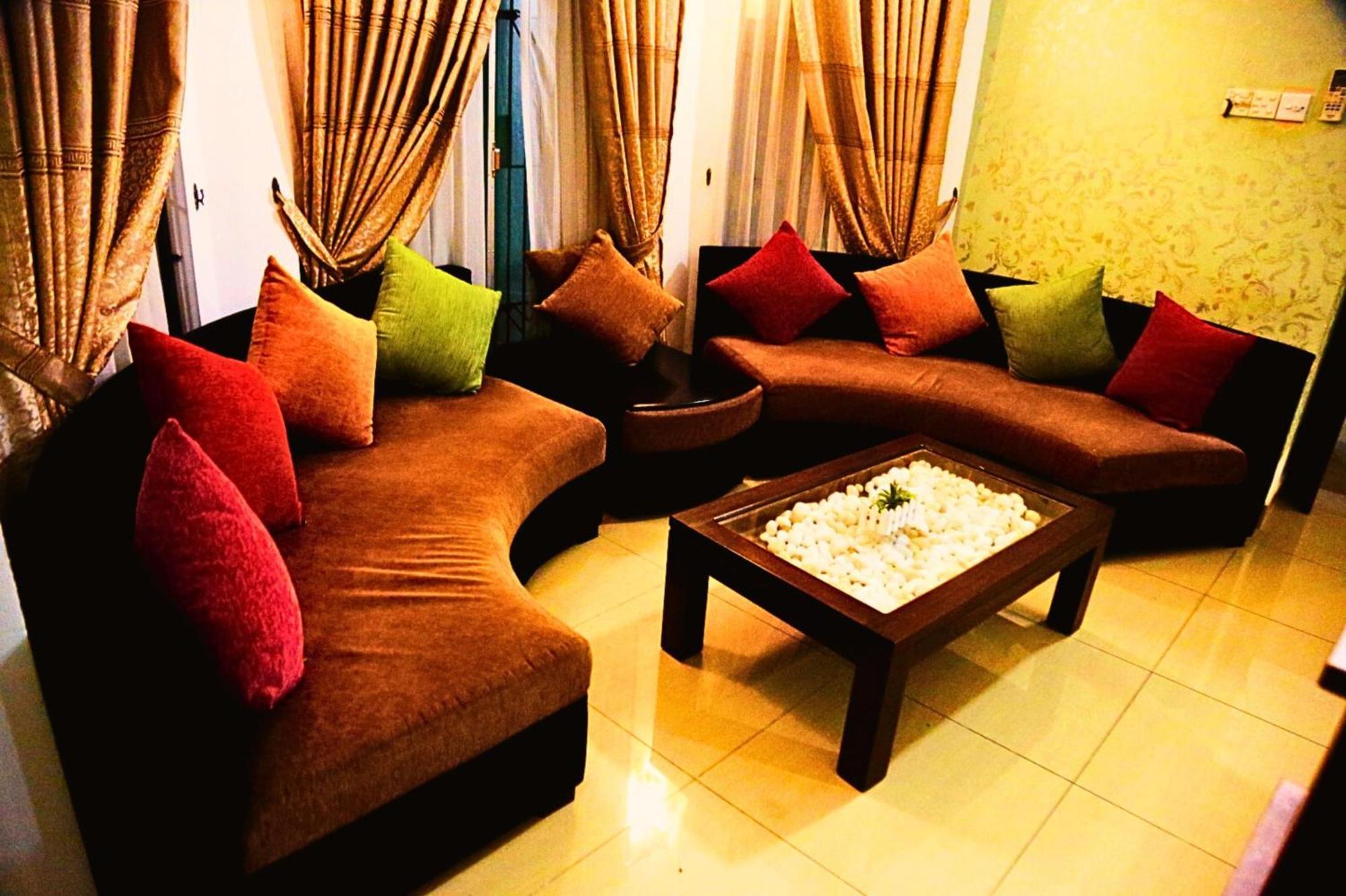 Ared Villa Katunayake Exterior photo